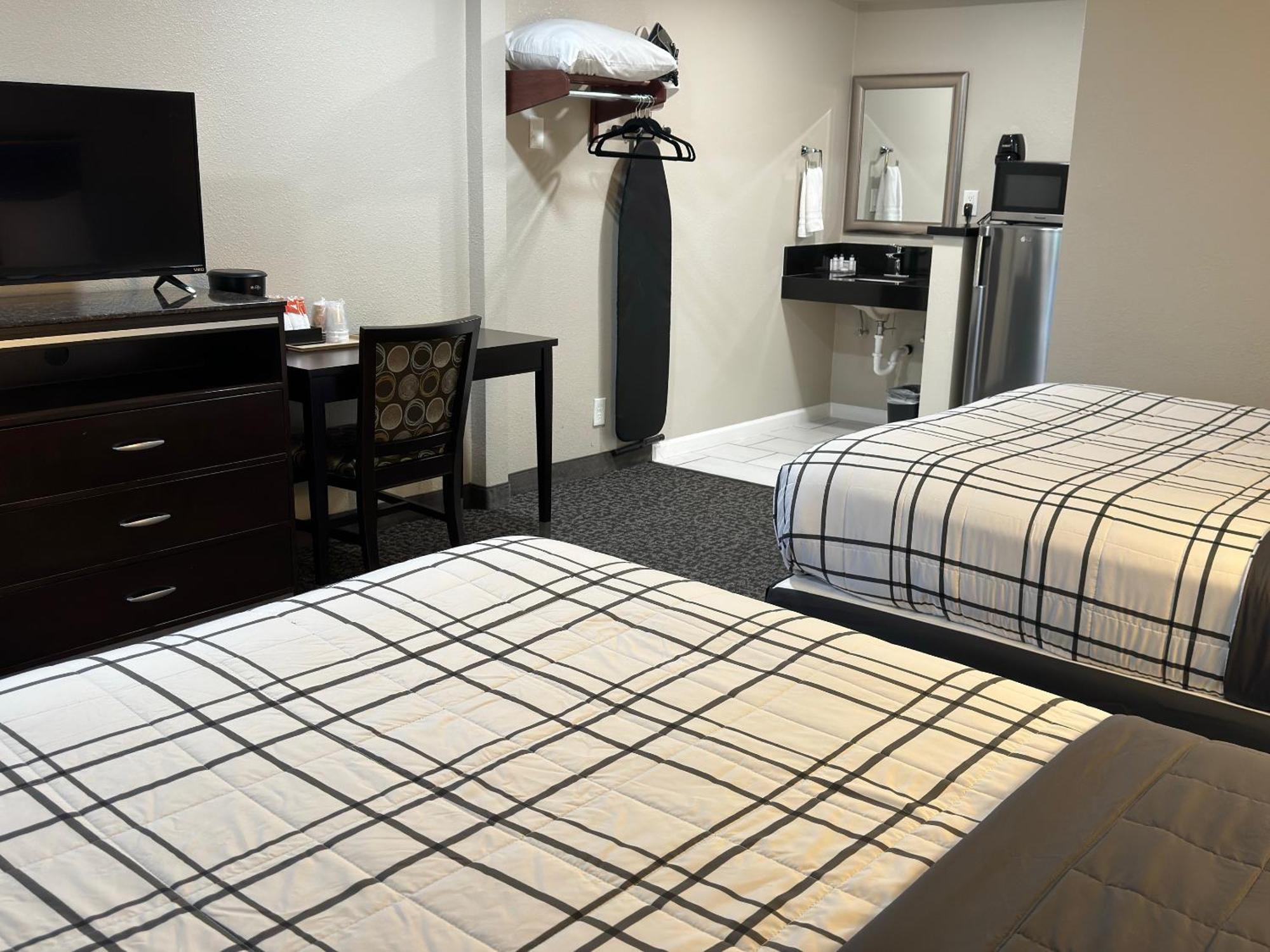 Royal Inn Eugene- Airport Екстериор снимка